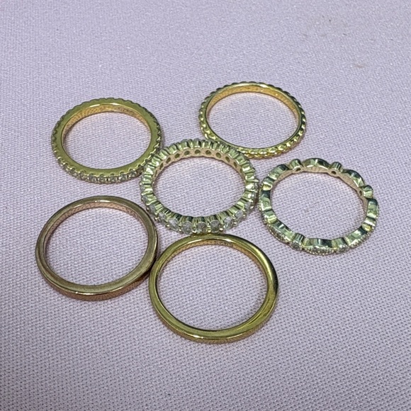 Chic Gold-Tone Ring Set for Women - Picture 1 of 1